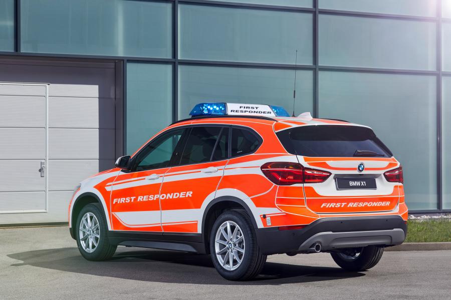  BMW X1 xDrive18d First Responder 2017 года  (фото 3 из 3)
